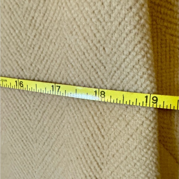 Wool winter coat - Picture 5 of 11